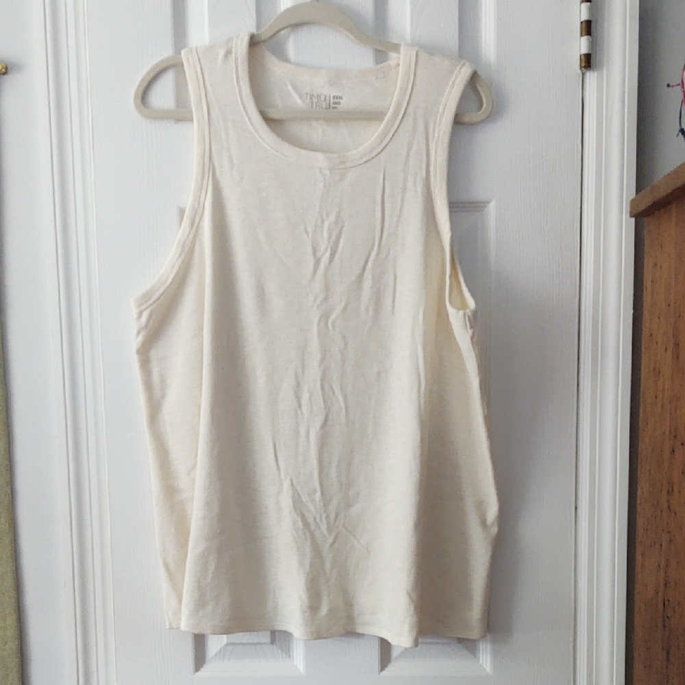 Time and Tru Off-White Tank Top